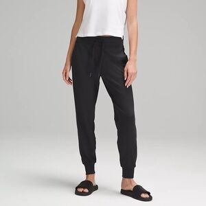 Size 6 Lululemon Ready to Rulu High-rise Jogger Full Length